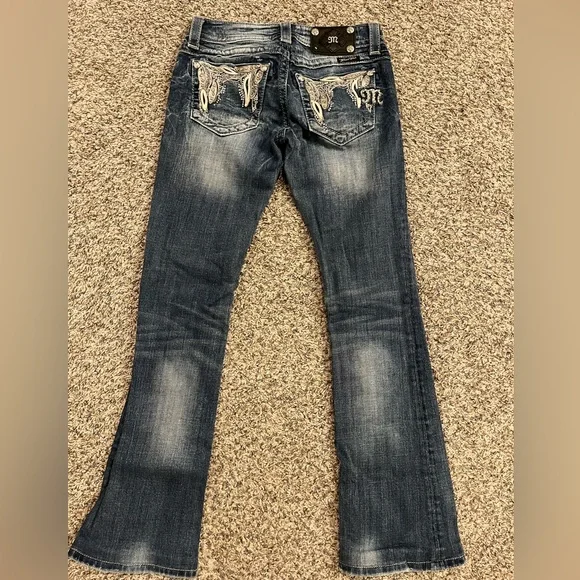 Miss Me Buckle Womens jeans. Size 25 Regular. Boot cut. - Picture 3 of 4